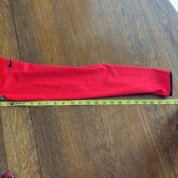 Nike Pro dry fit turtleneck long sleeves solid red sleeves red pattern size L - Picture 9 of 12